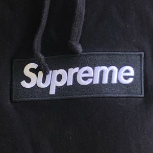 BLACK BOX LOGO SUPREME HOODIE SIZE XL